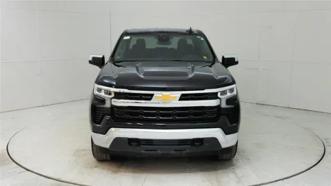 Photos of 2022 Chevrolet Silverado 1500 LT for sale in Florence, KY at Tom Gill Chevrolet
