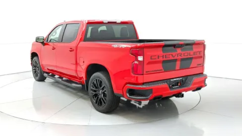 More photos of 2021 Chevrolet Silverado 1500 RST at Tom Gill Chevrolet, KY