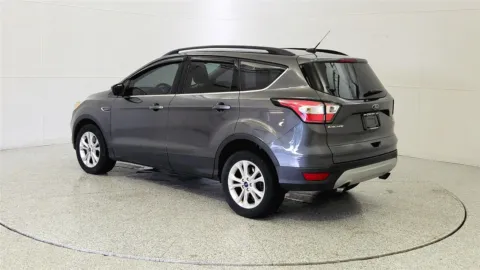More photos of 2018 Ford Escape SE 4WD at Tom Gill Chevrolet, KY