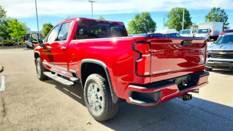 More photos of 2026 Chevrolet Silverado 2500HD High Country at Tom Gill Chevrolet, KY
