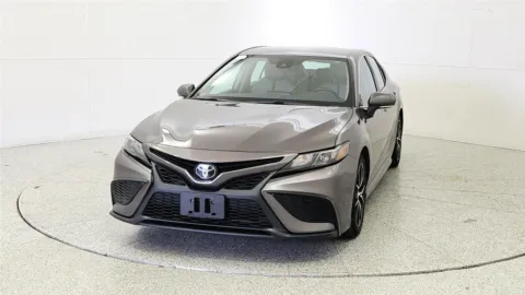 Another view of 2023 Toyota Camry SE for sale in Florence, KY at Tom Gill Chevrolet