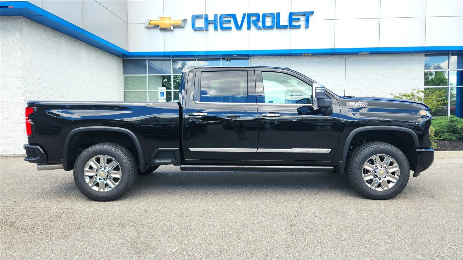 Black 2026 Chevrolet Silverado 2500HD High Country for sale in Florence, KY