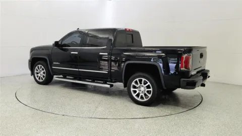 More photos of 2017 GMC Sierra 1500 Denali at Tom Gill Chevrolet, KY