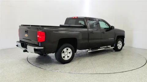 More photos of 2018 Chevrolet Silverado 1500 LT at Tom Gill Chevrolet, KY