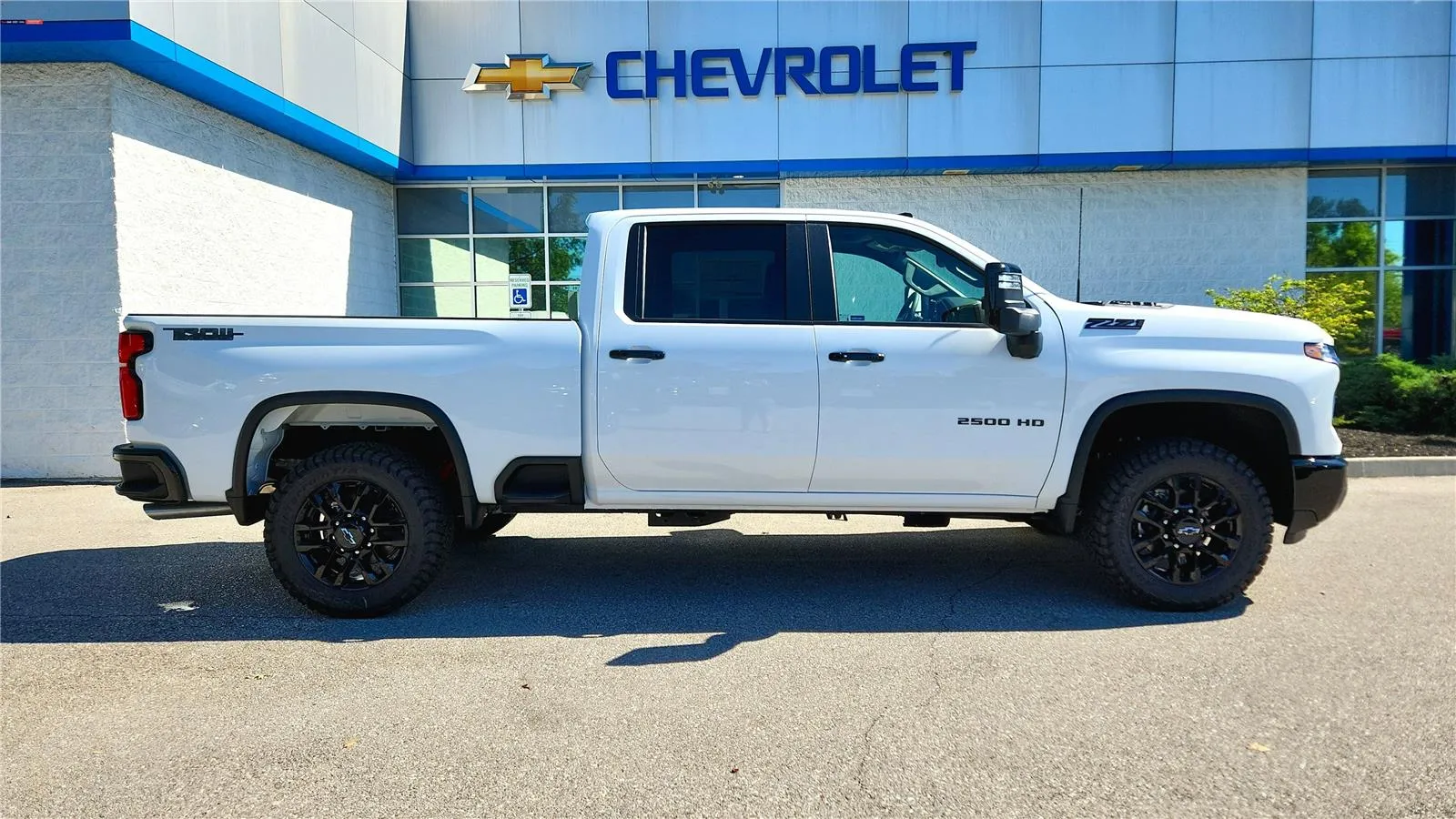 White 2026 Chevrolet Silverado 2500HD LT for sale in Florence, KY