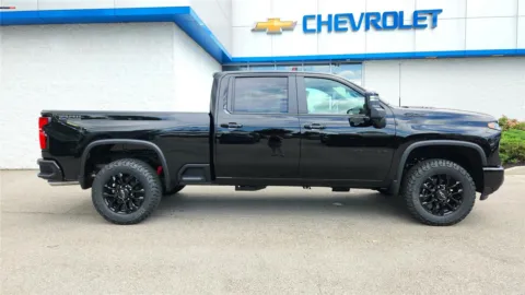 Black 2026 Chevrolet Silverado 2500HD LT for sale in Florence, KY