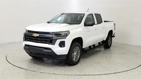 Another view of 2026 Chevrolet Colorado 4WD LT for sale in Florence, KY at Tom Gill Chevrolet