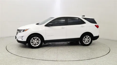 More photos of 2021 Chevrolet Equinox LS at Tom Gill Chevrolet, KY