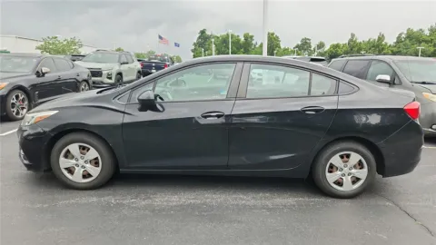 More photos of 2018 Chevrolet Cruze LS at Tom Gill Chevrolet, KY