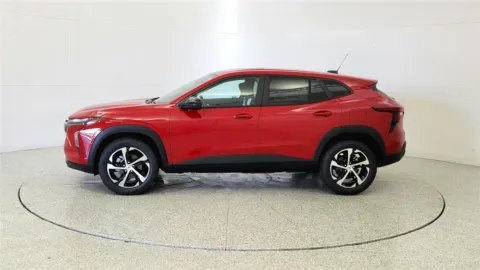 More photos of 2026 Chevrolet Trax 1RS at Tom Gill Chevrolet, KY