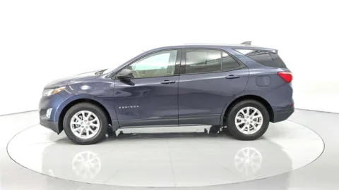 More photos of 2019 Chevrolet Equinox LS at Tom Gill Chevrolet, KY
