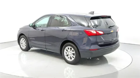 More photos of 2019 Chevrolet Equinox LS at Tom Gill Chevrolet, KY