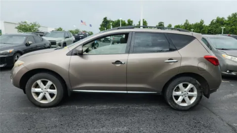 More photos of 2009 Nissan Murano SL at Tom Gill Chevrolet, KY