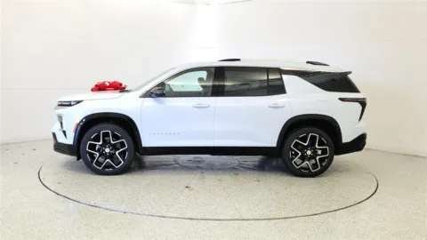 More photos of 2026 Chevrolet Traverse AWD High Country at Tom Gill Chevrolet, KY