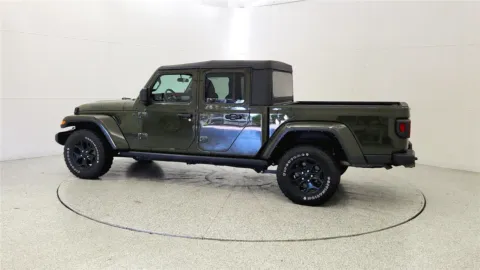 More photos of 2022 Jeep Gladiator Willys Sport at Tom Gill Chevrolet, KY
