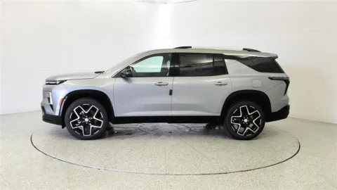 More photos of 2026 Chevrolet Traverse AWD High Country at Tom Gill Chevrolet, KY