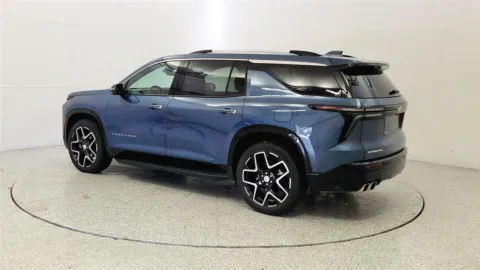 More photos of 2025 Chevrolet Traverse FWD High Country at Tom Gill Chevrolet, KY