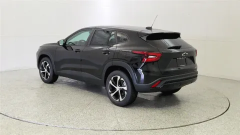 More photos of 2026 Chevrolet Trax 1RS at Tom Gill Chevrolet, KY