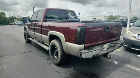 More photos of 2002 Chevrolet Silverado 1500 LS at Tom Gill Chevrolet, KY