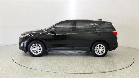 More photos of 2019 Chevrolet Equinox LS at Tom Gill Chevrolet, KY