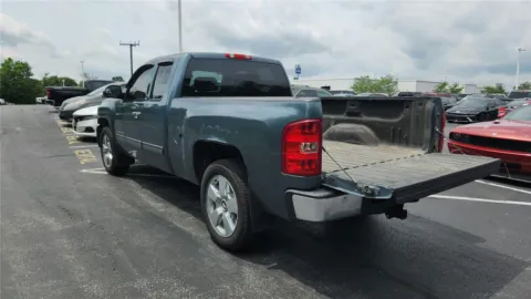 More photos of 2011 Chevrolet Silverado 1500 LT at Tom Gill Chevrolet, KY