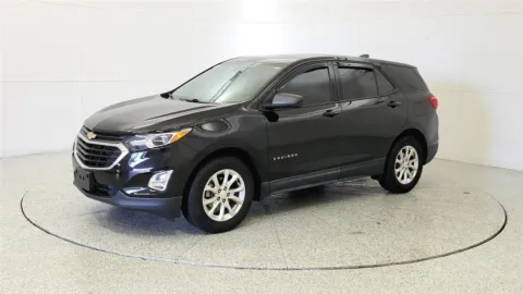More photos of 2018 Chevrolet Equinox LS at Tom Gill Chevrolet, KY
