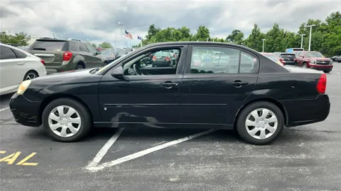 More photos of 2007 Chevrolet Malibu LT w/2LT at Tom Gill Chevrolet, KY