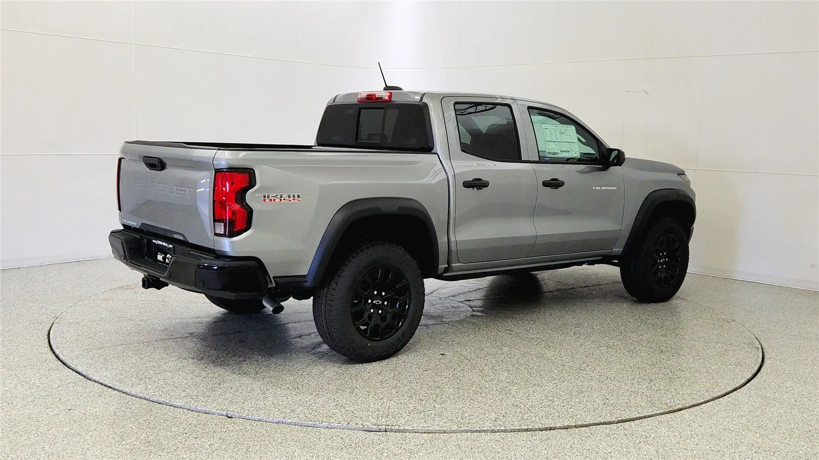 2026 Chevrolet Colorado Trail Boss - Photo 7