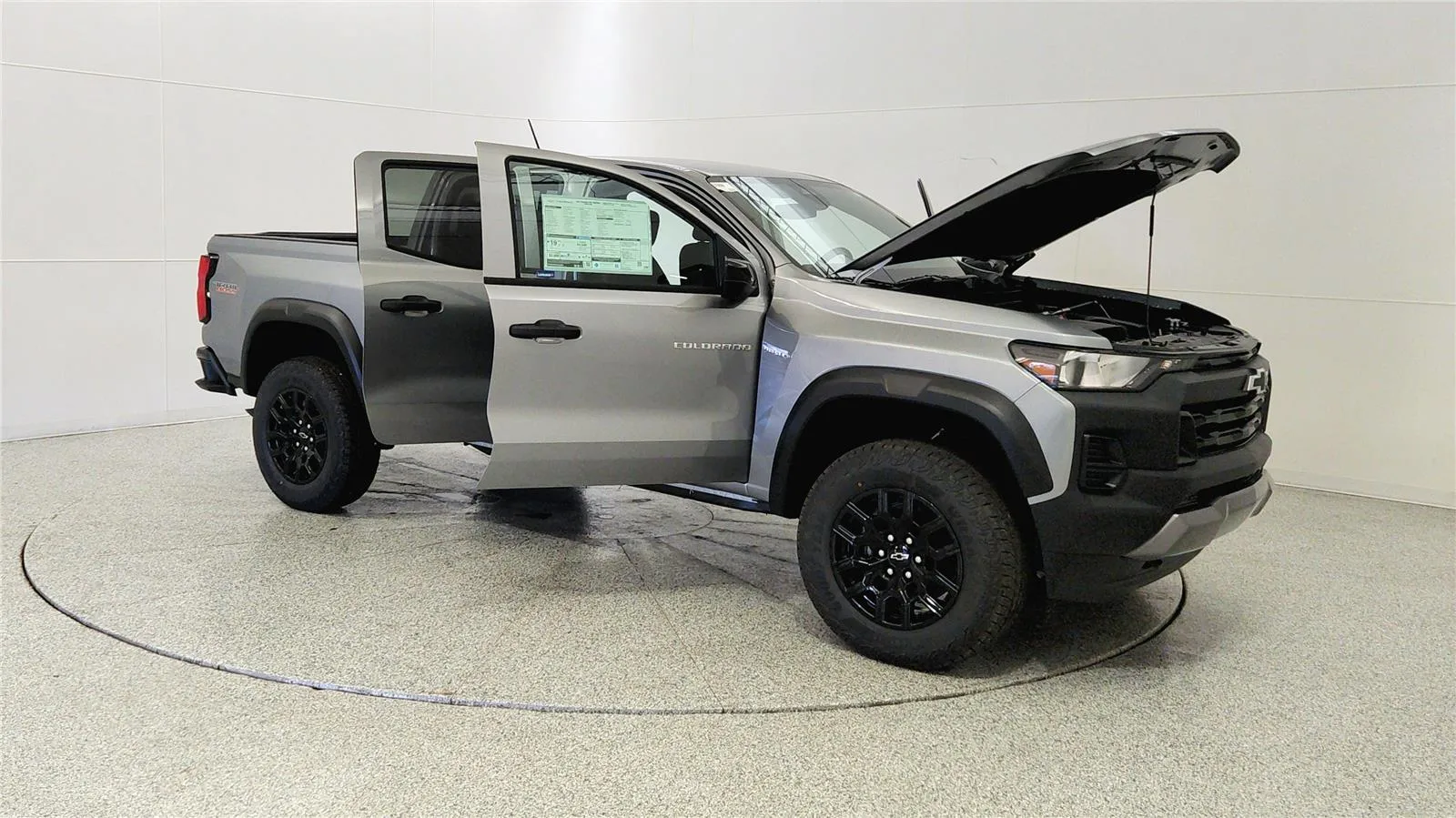 2026 Chevrolet Colorado Trail Boss - Photo 9