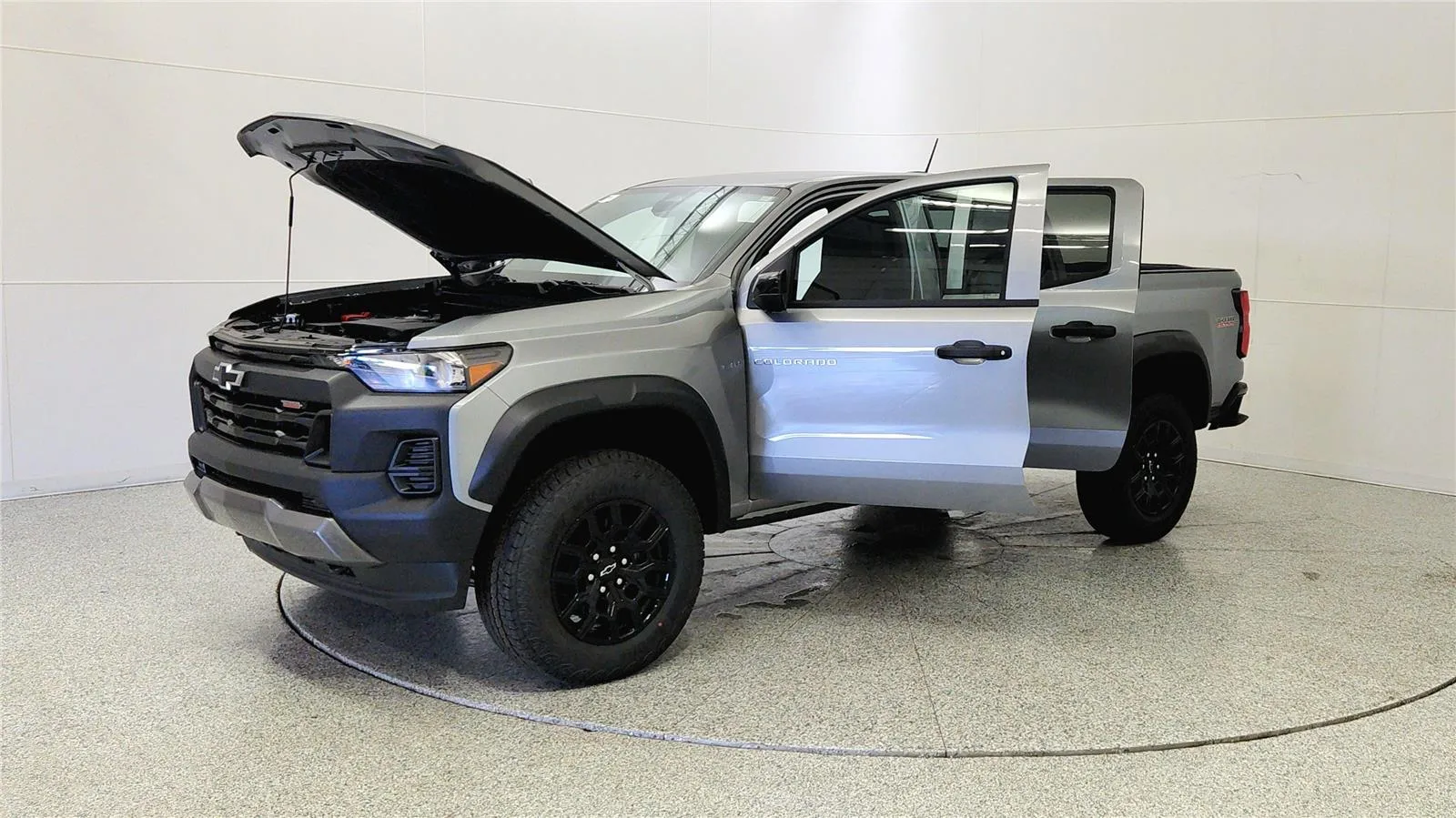 2026 Chevrolet Colorado Trail Boss - Photo 10