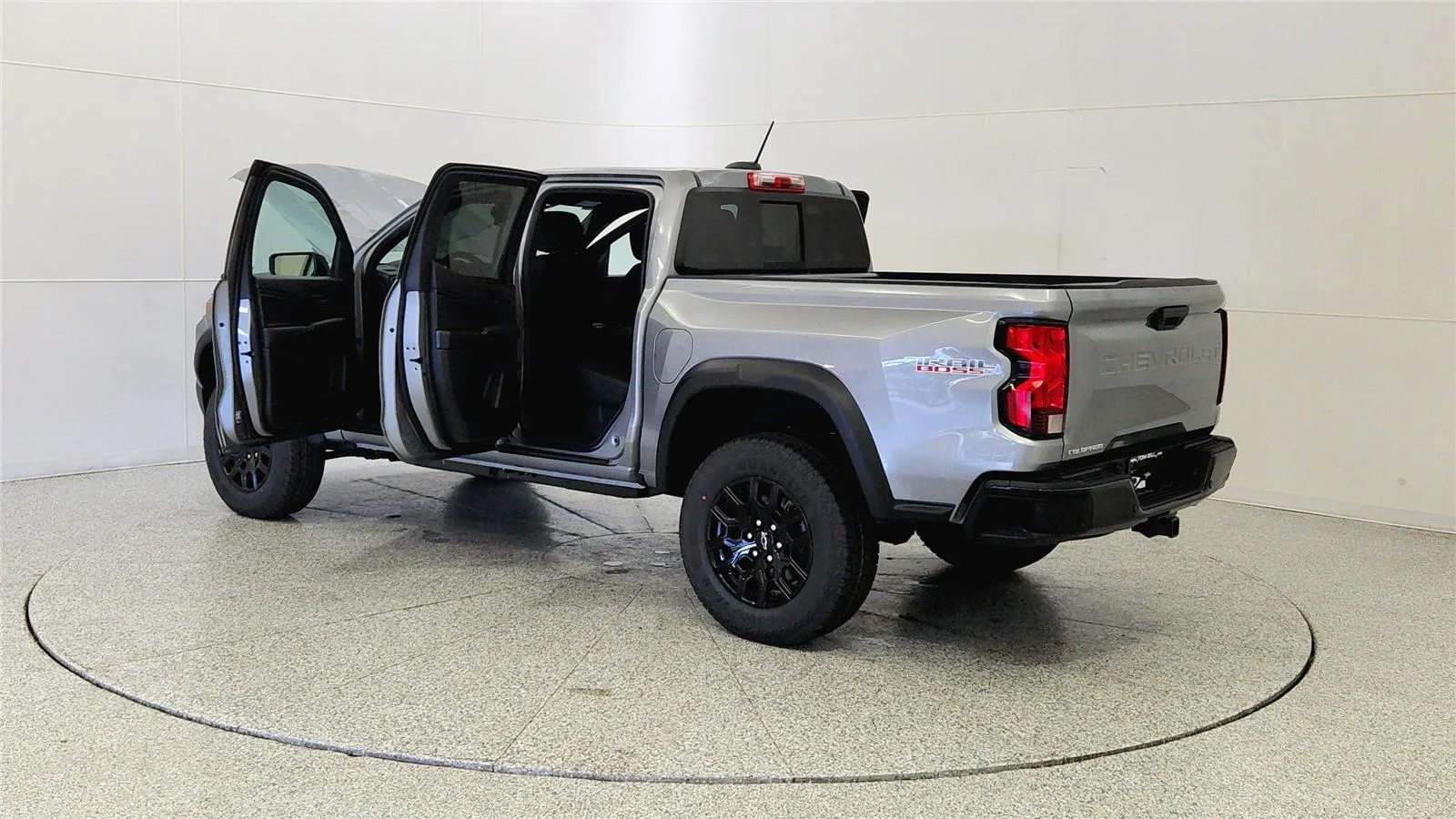 2026 Chevrolet Colorado Trail Boss - Photo 11