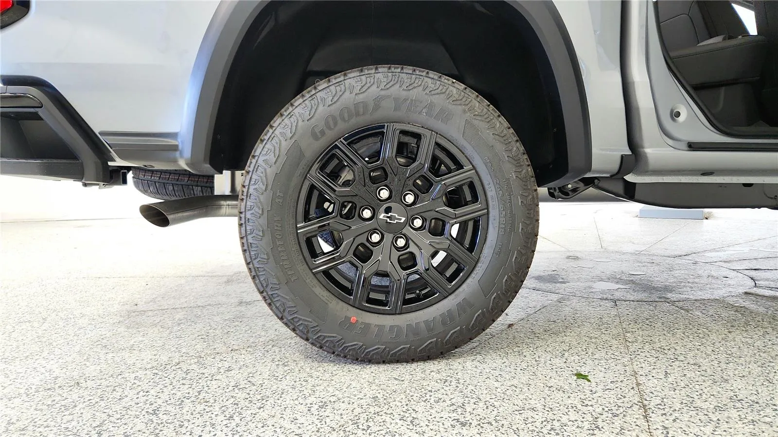 2026 Chevrolet Colorado Trail Boss - Photo 13