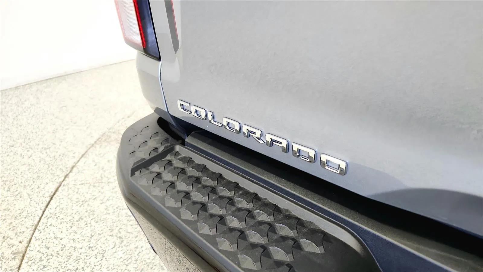 2026 Chevrolet Colorado Trail Boss - Photo 17