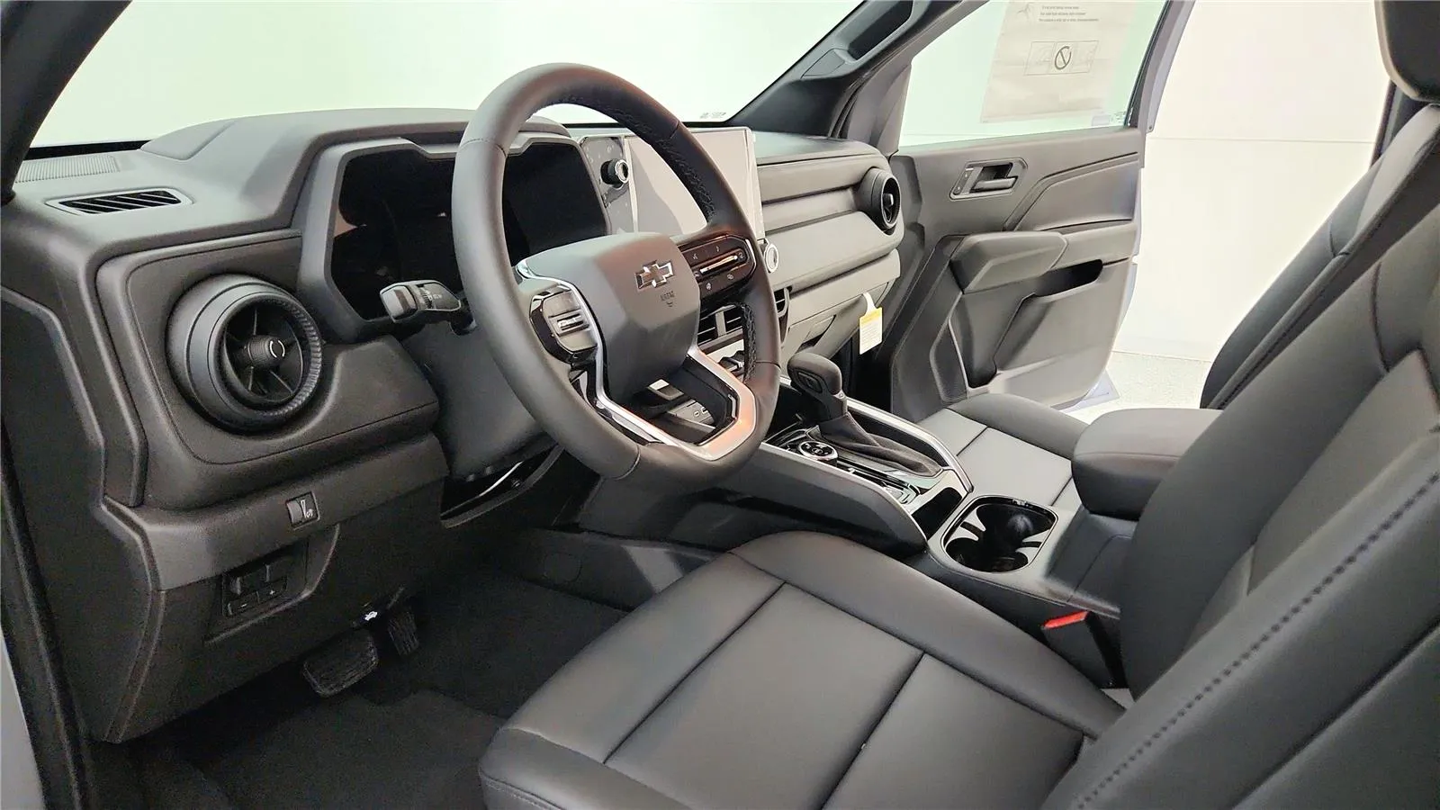 2026 Chevrolet Colorado Trail Boss - Photo 23