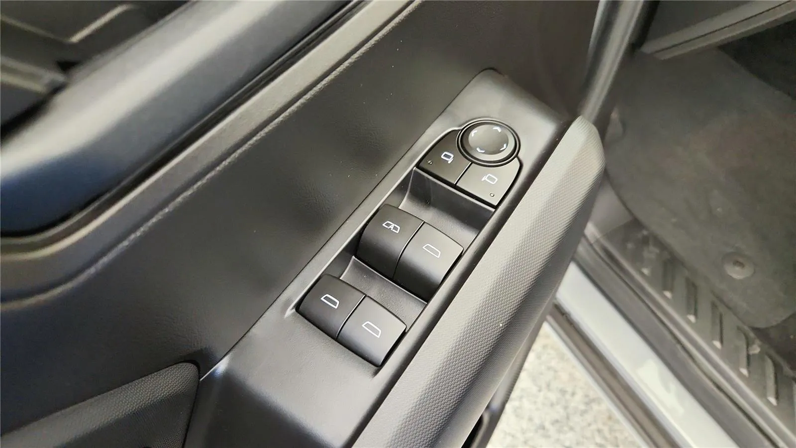 2026 Chevrolet Colorado Trail Boss - Photo 30