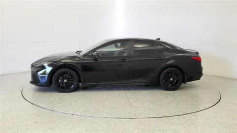 More photos of 2025 Toyota Camry SE at Tom Gill Chevrolet, KY