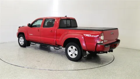More photos of 2015 Toyota Tacoma 4WD Double Cab LB V6 AT (Natl) at Tom Gill Chevrolet, KY