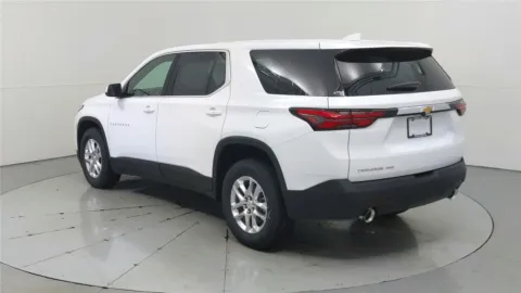 More photos of 2023 Chevrolet Traverse LS at Tom Gill Chevrolet, KY