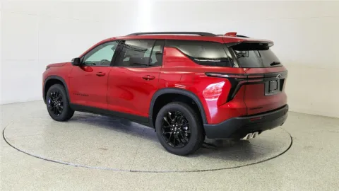 More photos of 2026 Chevrolet Traverse FWD LT at Tom Gill Chevrolet, KY