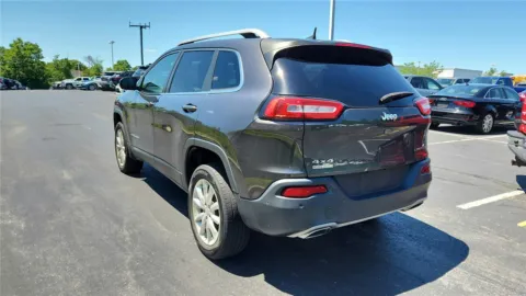 More photos of 2016 Jeep Cherokee Limited at Tom Gill Chevrolet, KY
