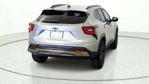 More photos of 2026 Chevrolet Trax ACTIV at Tom Gill Chevrolet, KY