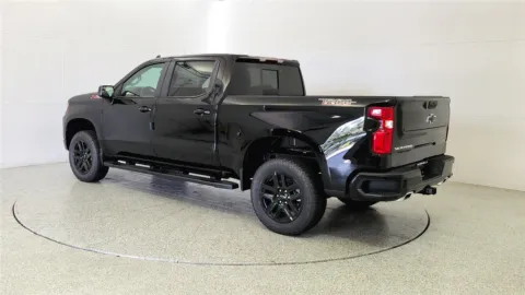 More photos of 2026 Chevrolet Silverado 1500 LT Trail Boss at Tom Gill Chevrolet, KY