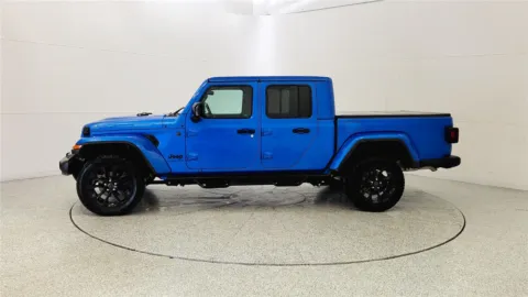 More photos of 2024 Jeep Gladiator Nighthawk at Tom Gill Chevrolet, KY