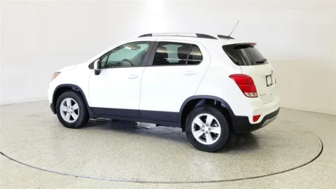More photos of 2022 Chevrolet Trax LT at Tom Gill Chevrolet, KY