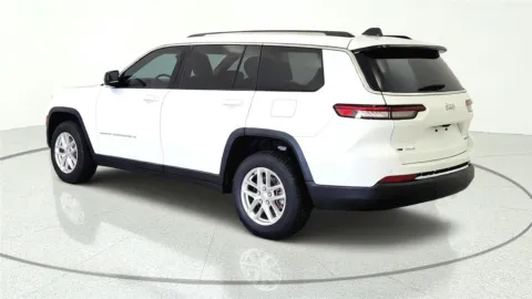 More photos of 2022 Jeep Grand Cherokee L Laredo at Tom Gill Chevrolet, KY