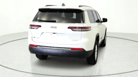 More photos of 2022 Jeep Grand Cherokee L Laredo at Tom Gill Chevrolet, KY