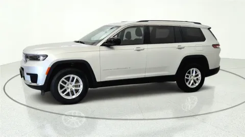 Another view of 2022 Jeep Grand Cherokee L Laredo for sale in Florence, KY at Tom Gill Chevrolet