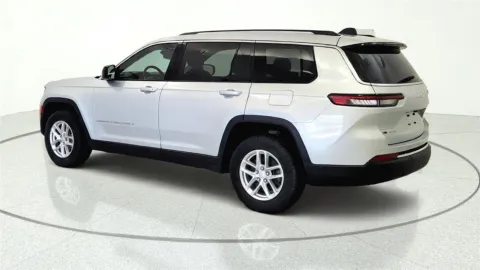 More photos of 2022 Jeep Grand Cherokee L Laredo at Tom Gill Chevrolet, KY