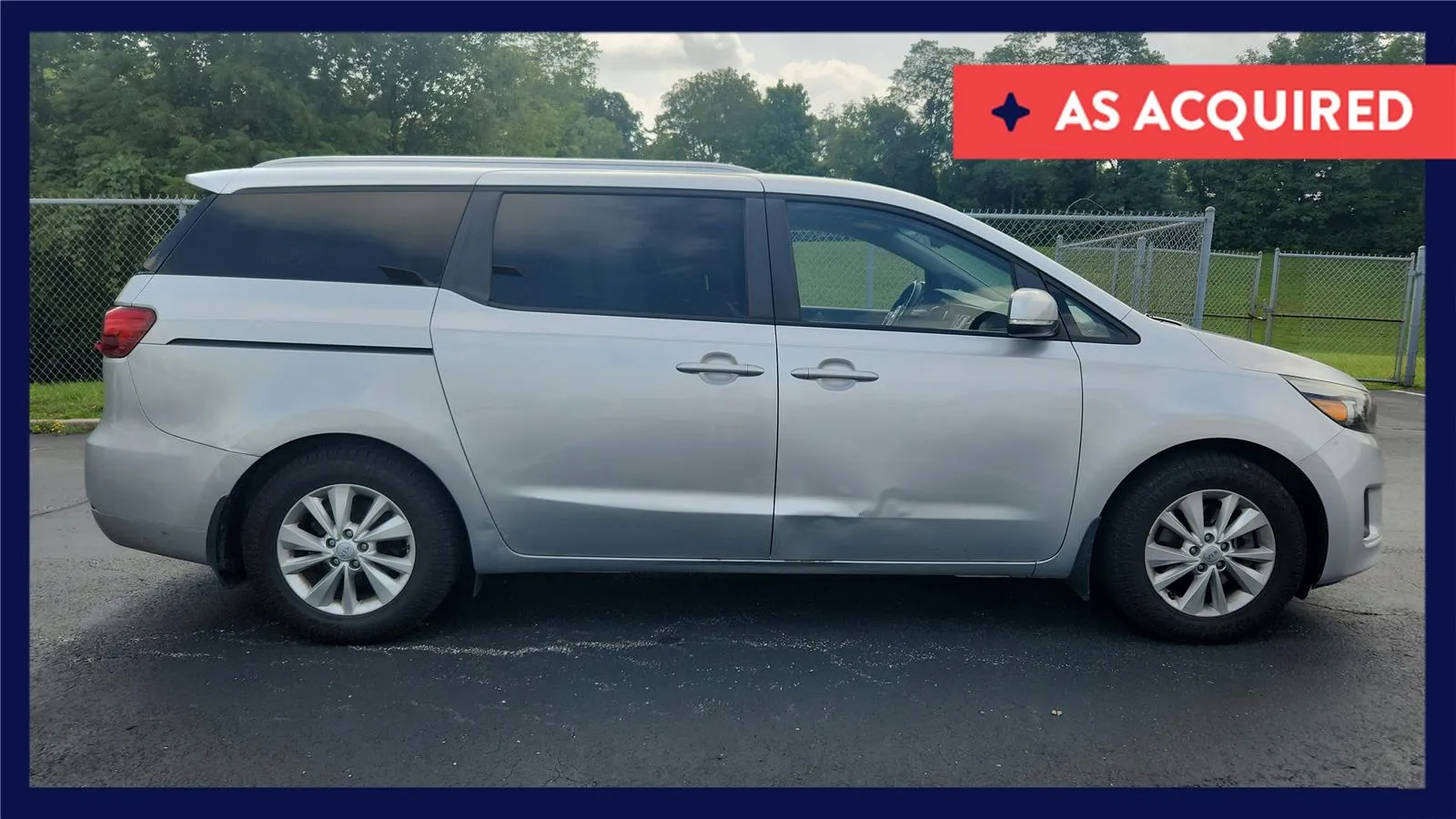 Silver 2016 Kia Sedona LX for sale in Florence, KY