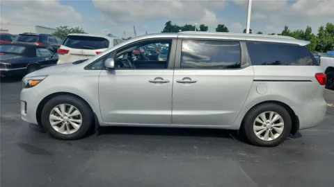 More photos of 2016 Kia Sedona LX at Tom Gill Chevrolet, KY